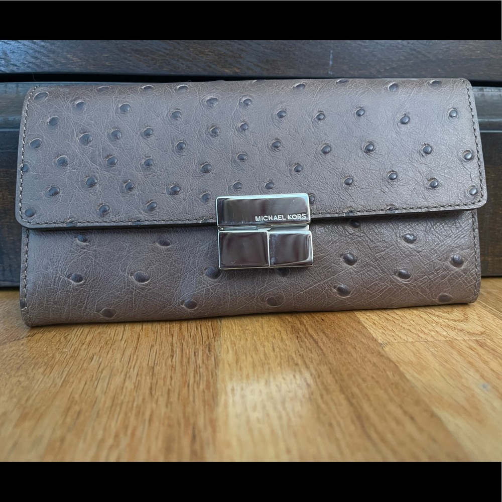 Michael Kors wallet